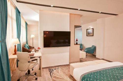 Hotel Indreni Suites