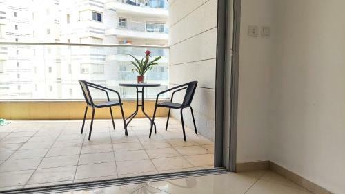 Ashkelon City Center Apartment