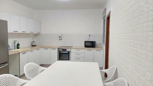Ashkelon City Center Apartment