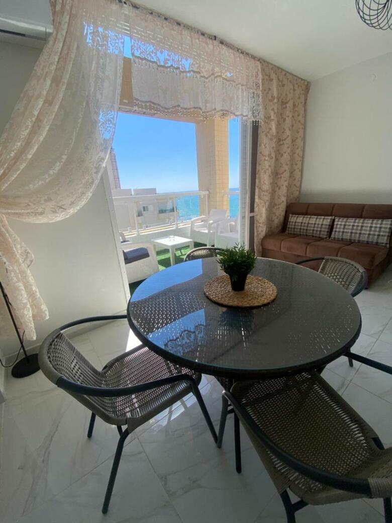 Apartment Oskar Beach