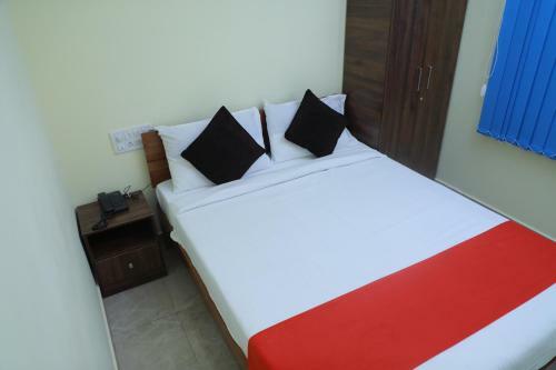 Hotel Monarch Stays Gandhi Nagar