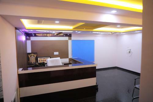 Hotel Monarch Stays Gandhi Nagar