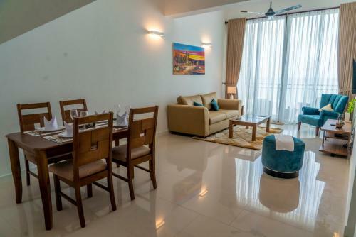 Oceanfront Galle Apartment L4-10