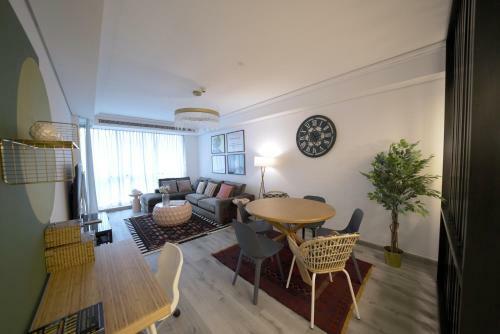 Apartamento Luxurious High Floor W/ Lake View
