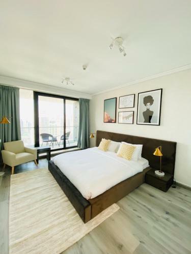 Apartamento Luxurious High Floor W/ Lake View