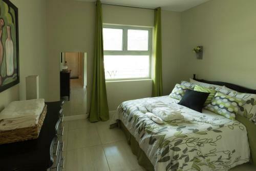Apartamento Le Luxe Penthouse 2br W AC Wifi & 24 Hr Sec