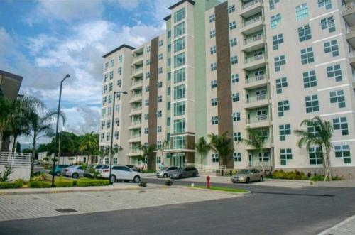 Apartamento Le Luxe Penthouse 2br W AC Wifi & 24 Hr Sec