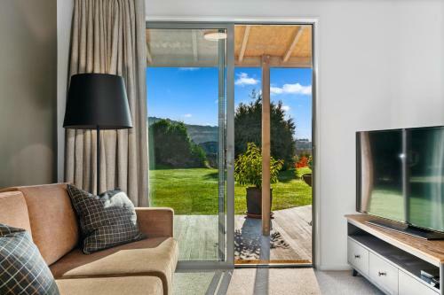 Mountain View Bliss - Albert Town Holiday Unit