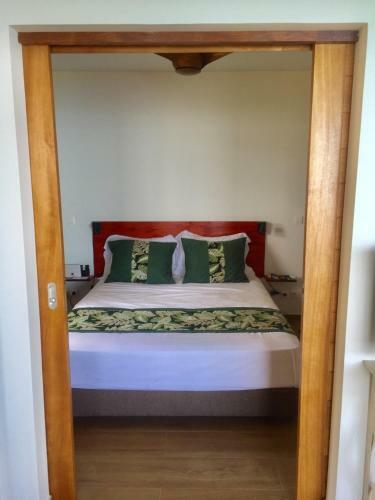 Bed & Breakfast Fare Anuanua