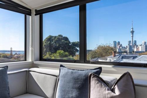 High-end 2br House - Skytower View- Nr Ponsonby Rd