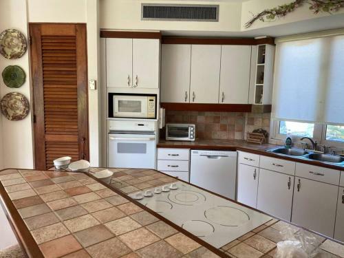 Villa Vila Ide�l, Ocean View Beachfront Community W/pool