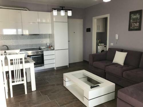 Seaview Apartment