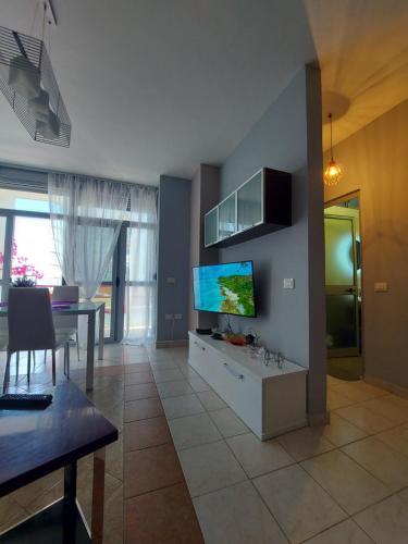 Sun And Sea ~ Seaview Apartments