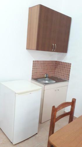 Vila Aliaj 's Apartment With Garden