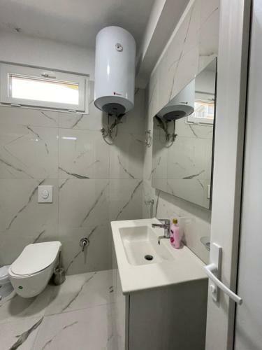Apartamento Holiday In Expres Durres