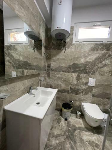 Apartamento Holiday In Expres Durres