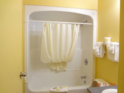 Park Inn Motel