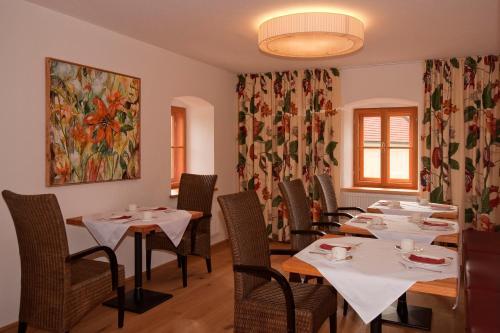 Hostal G�stehaus Schloss Bernau