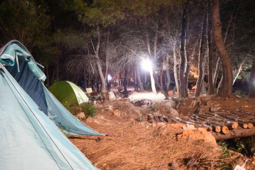 The Sea Cave Camping