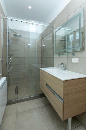 Hostal ???????? ?????? ???????? ?????? / Luxury Studios ?the Old Batak?