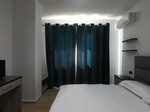 R&i Sea And Mountain View Apartments Radhim�