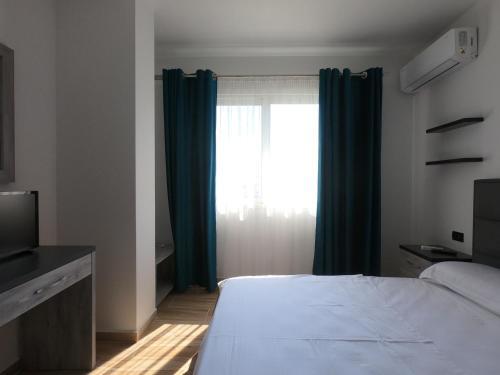 R&i Sea And Mountain View Apartments Radhim�