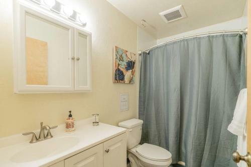 Hostal Centrally Located Coffee Bar And Comfort