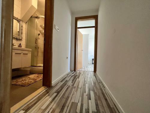 Apartment Near Old Town