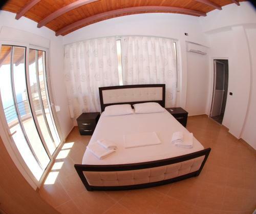 Apartamento Sunny Amazing View Attic Next To The Sea