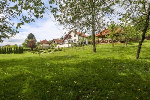Sunnyside Villa