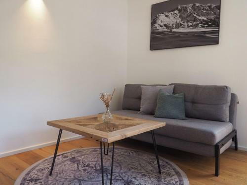 Inviting Holiday Home In Diensten Am Hochk�nig With Terrace