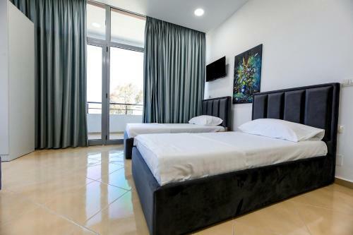 Hotel Dhoma Me Qera Vlore Albania