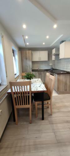 Apartamento Ferienwohnung Istrefi