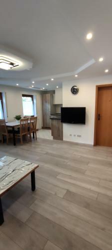 Apartamento Ferienwohnung Istrefi