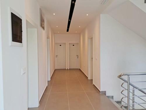 Hostal Vila Lazri