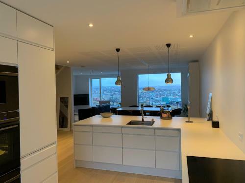 Villa Beautiful Ocean And City View