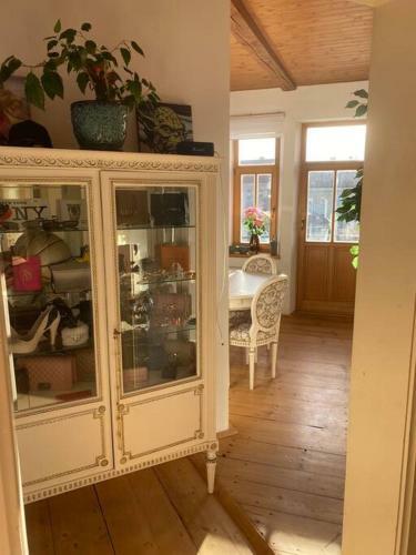 Apartamento Shabby Chick 3 Bedroom Mezonet With Balcony