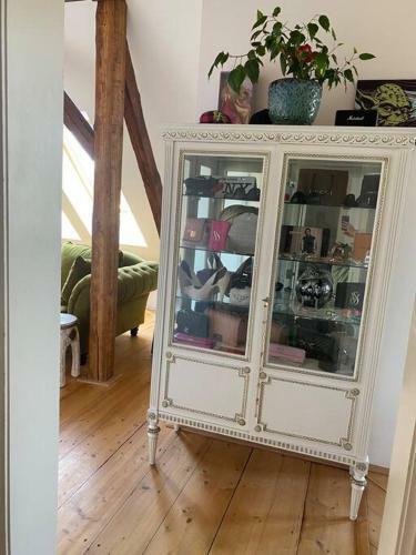Apartamento Shabby Chick 3 Bedroom Mezonet With Balcony