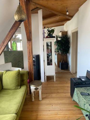 Apartamento Shabby Chick 3 Bedroom Mezonet With Balcony