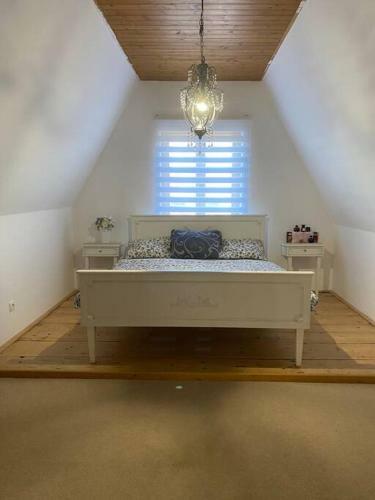 Apartamento Shabby Chick 3 Bedroom Mezonet With Balcony
