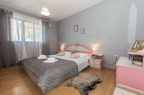 Comfort Apartment With Garage Aria