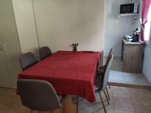 Lelle Lelke Apartmanh�z