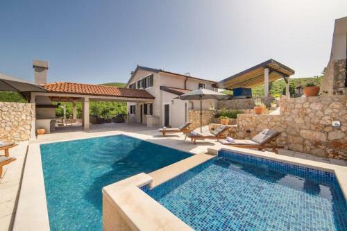 Villa Argenta, Ar?ano - Cista