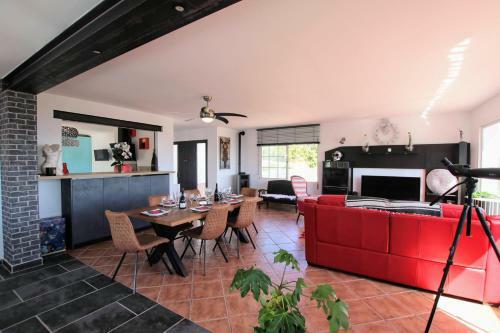 Tess Villa El Mirador