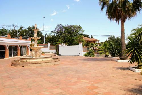 Tess Villa El Mirador