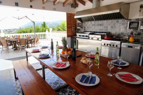 Tess Villa El Mirador