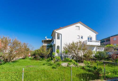 Apartments Slavica R