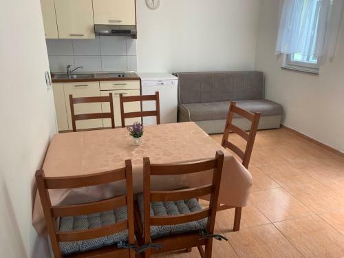 Villa Popi? - Apartm�ny Monika