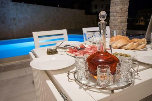 Villa House Sunny Rock