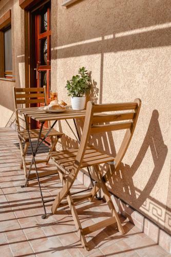 Kotyog� Apartmanok, Bog�cs